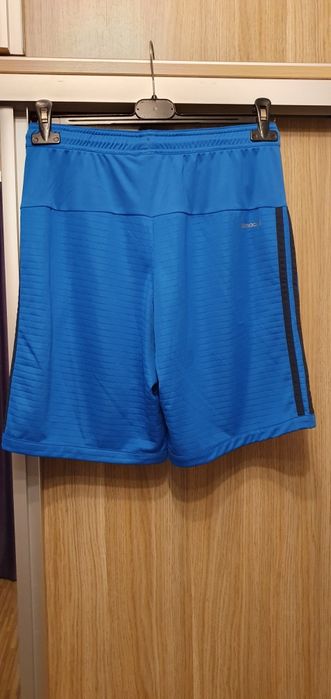 Vand sort/ pantalon scurt adidas