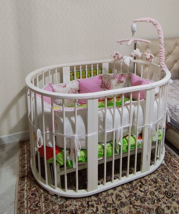 Детская кроватка