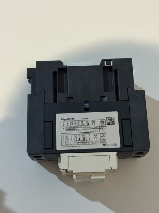 Contactor schneider LC1D50A Schneider Electric