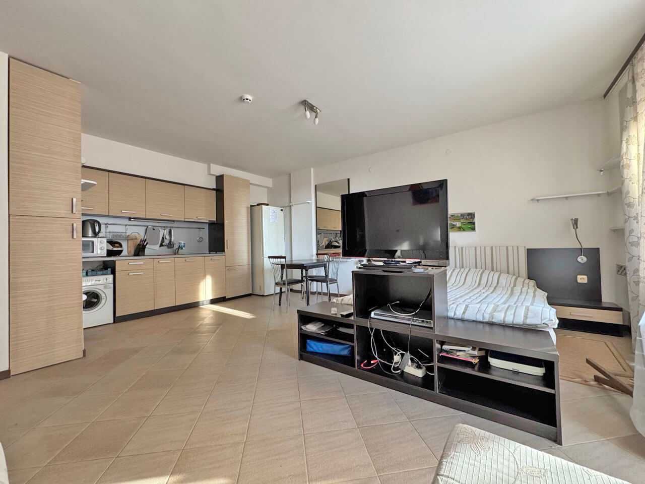 Продава се Двустаен апартамент в к.к. Слънчев бряг - 72 кв.м за 1110 €/кв.м - Снимка #1