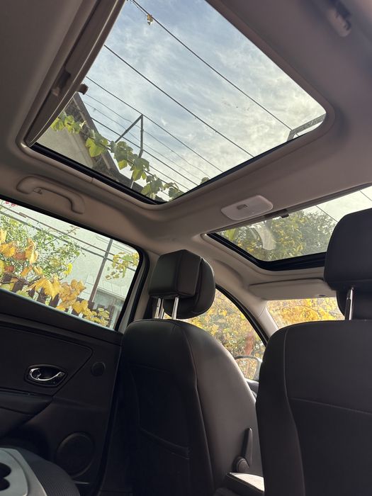 Renault Megane 3 GT line, 2013 . 5700 €- negociabil• 1.5 Dci- 110 cp•