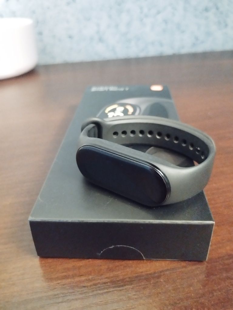 Смарт часы Xiaomi mi band 7