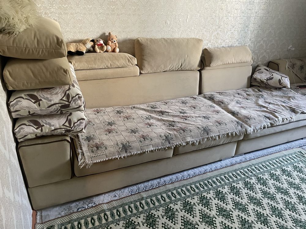 Продам стенку, диван турецкий , прихожку