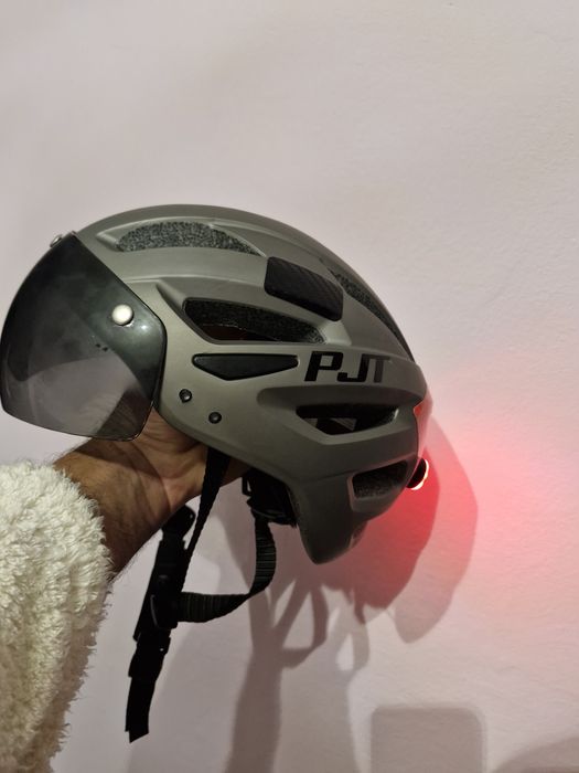 Cască ciclism si ruxac !!