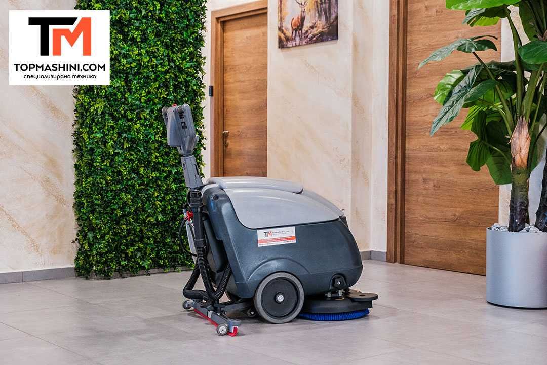 Машина за почистване на под на батерии Nilfisk SC400
