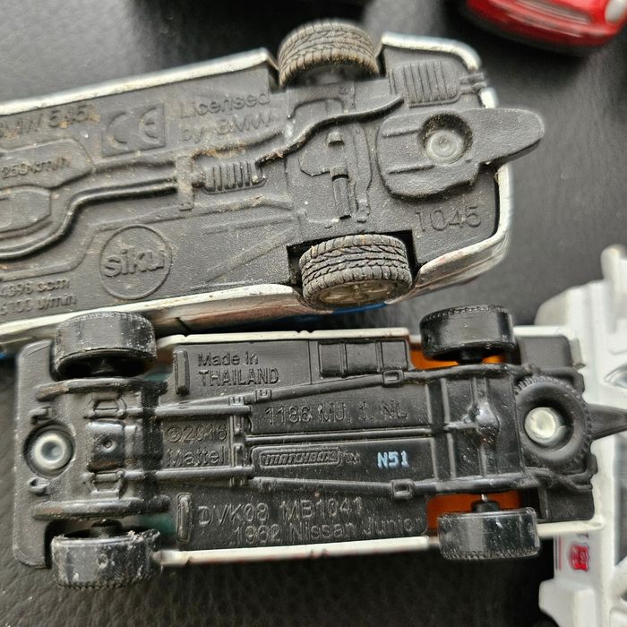 Lot machete vechi ' jucarii