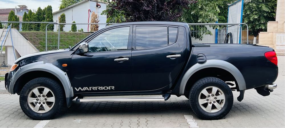 MITUBISHI L200 Warrior