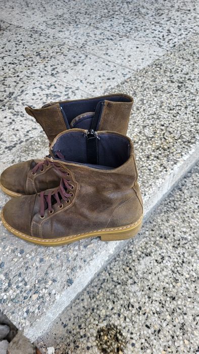 Дамски обувки -тип кубинки.