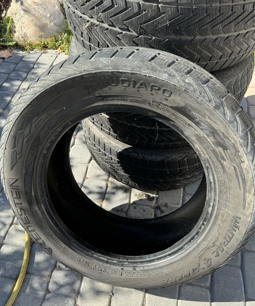 Зимни гуми 255/55/18 Vredestein