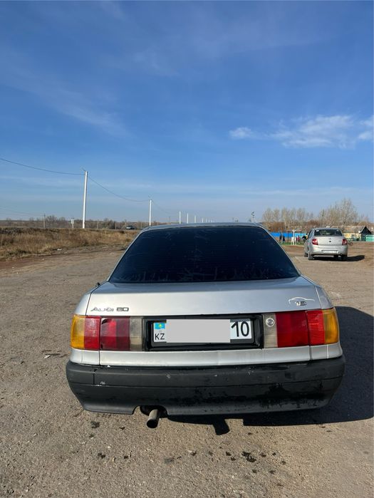Продам Ауди 80 б3 на ходу