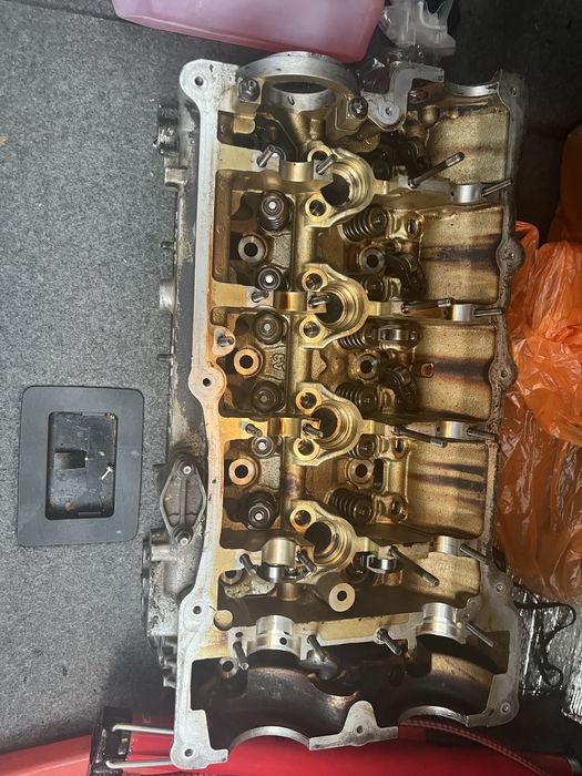 Головка двигателя бмв3 е90 2008, 4 цилиндра