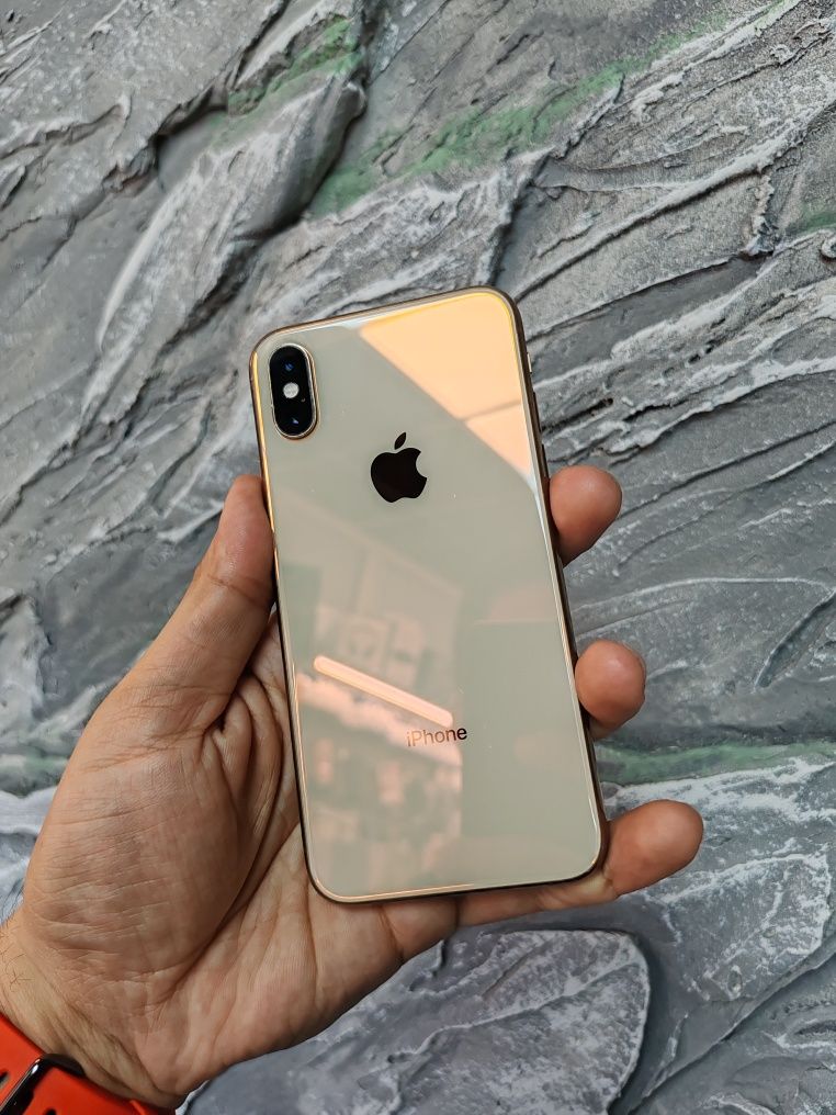 IPhone xs 64gb 80% holati ideal fes truton ishlaydi garantiya