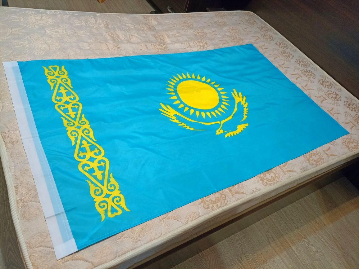 Ту сатамын, продаю флаг Казахстана