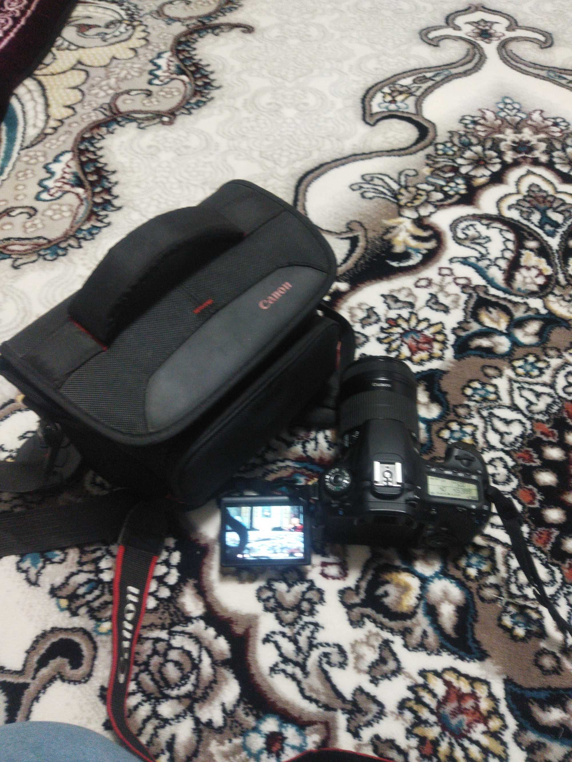 canon 60 D sotiladi