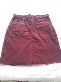 Джинсова пола, цвят бордо, размер 36