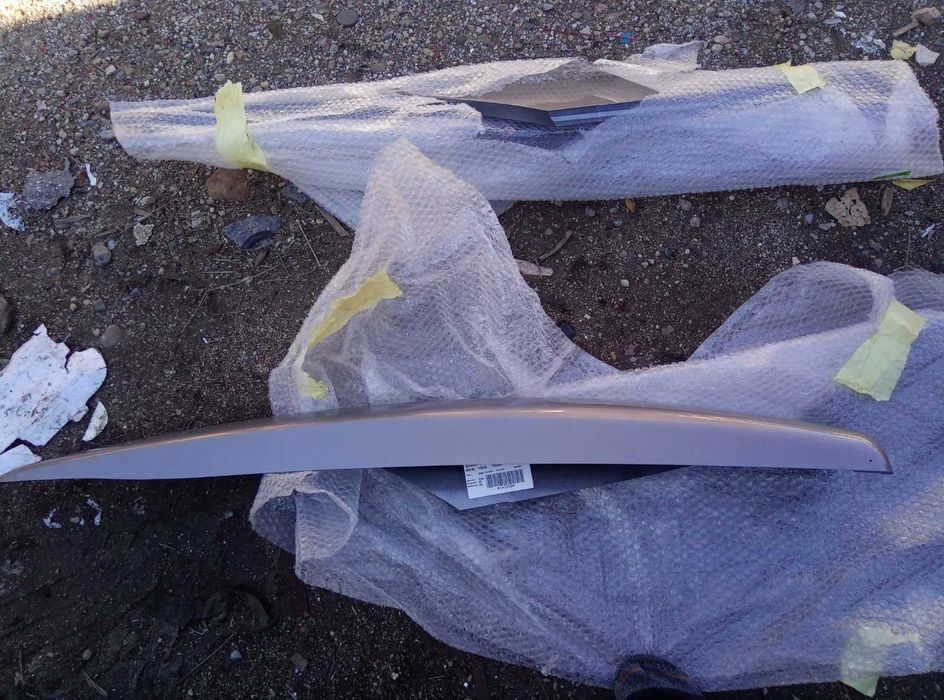 Брони,прозорци,тенти и пластмаси за кемпери и каравани