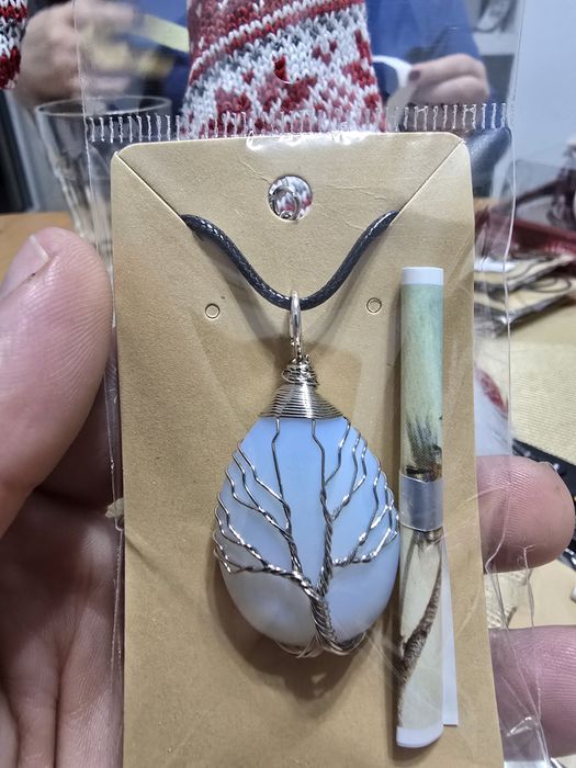 Колие  Дървото на живота си естествени камъни