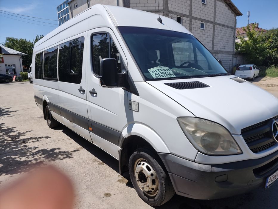 Vând microbuze  mercedes sprinter, clasificat categ.1 (cu perne aer)
