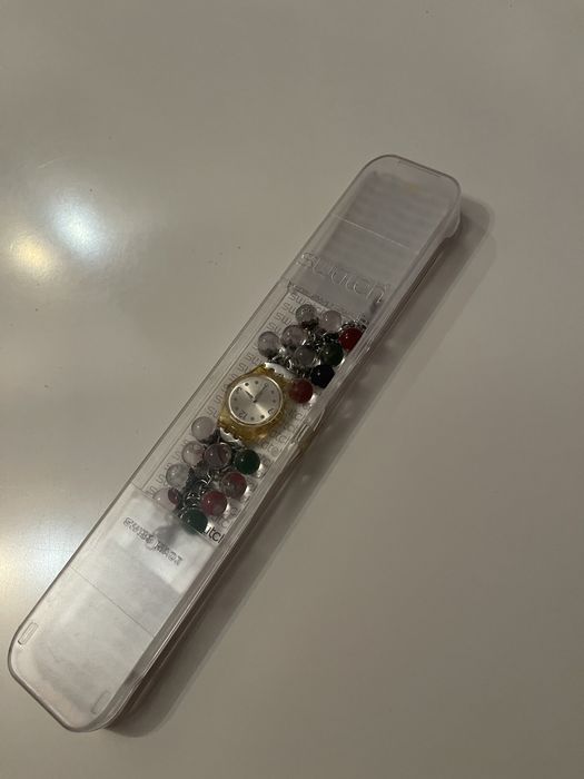 Дамски часовник гривна Swatch