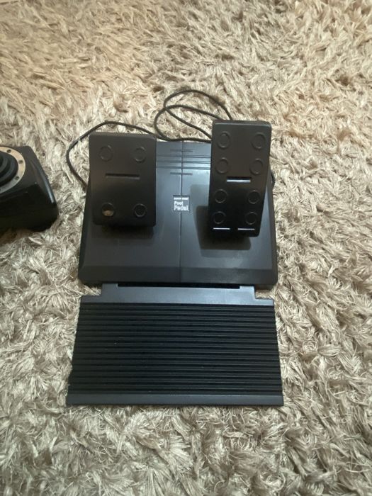 Vand volan de gaming myria