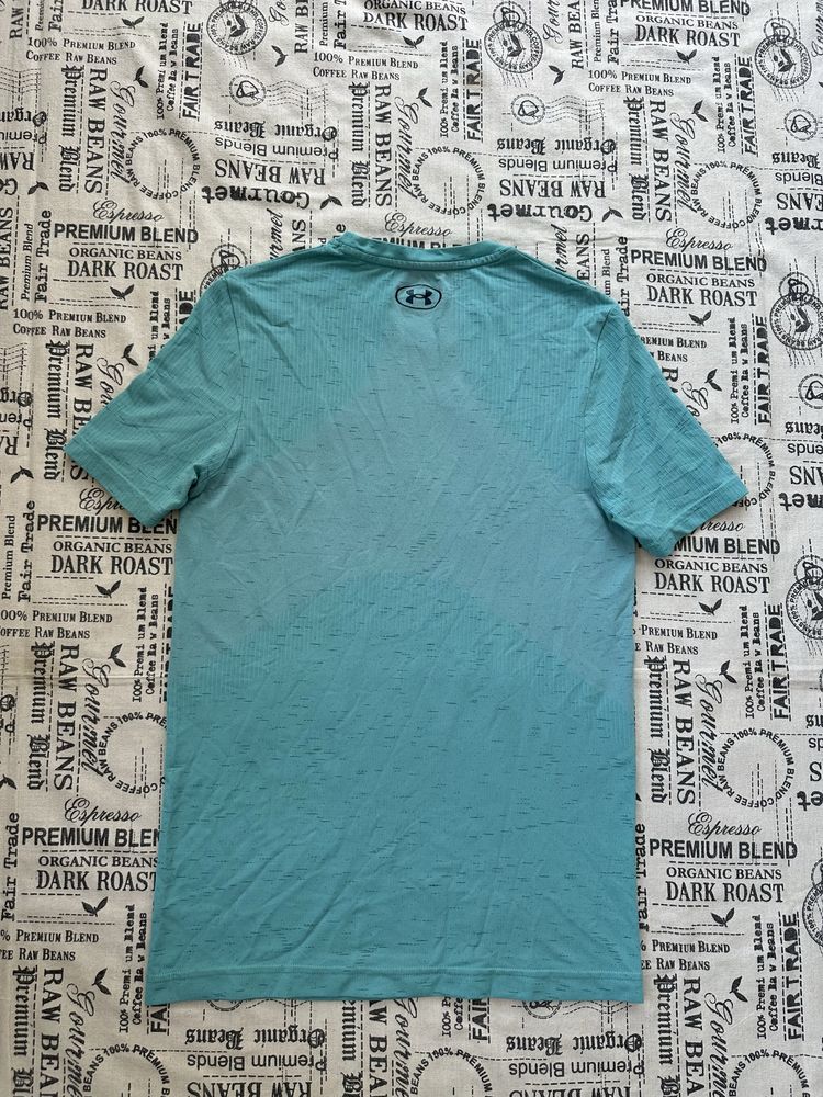 Under Armour original тениска.S