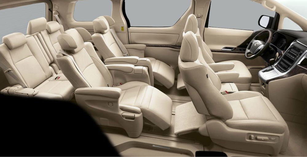 Toyota Alphard 3.5 sotiladi