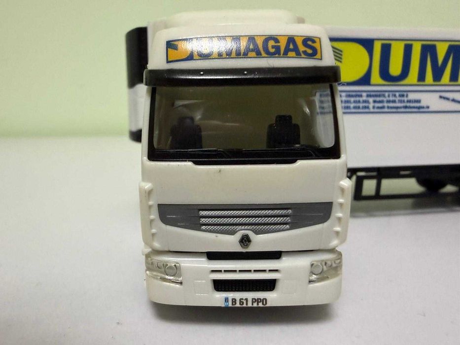 macheta scara 1:87, camion TIR Renault Premium Dumagas Herpa