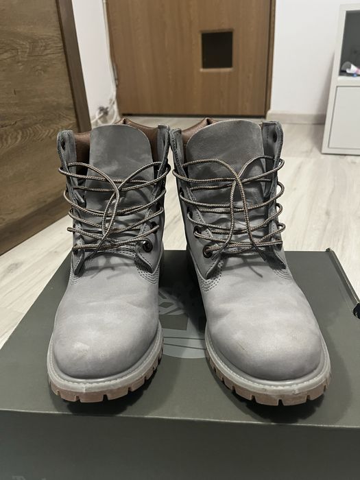 grey timberlands original