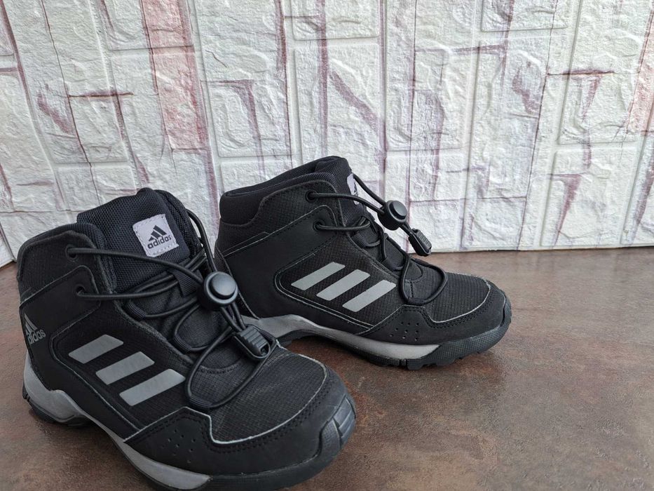 детски ботуши,зимни обувки,боти,апрески,Adidas номер31 за момче,адид