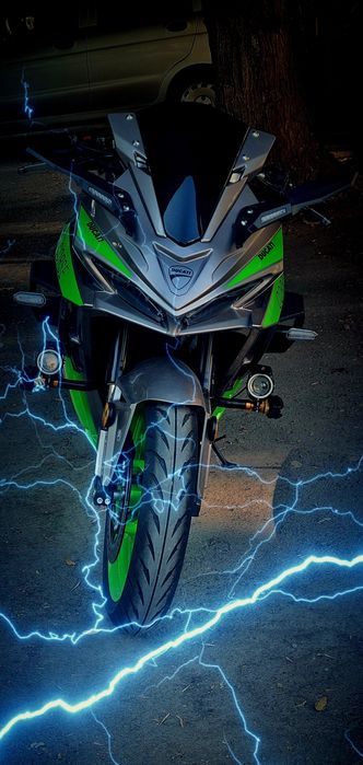 Ducati 2025 года , инжектор водяное охлаждение.