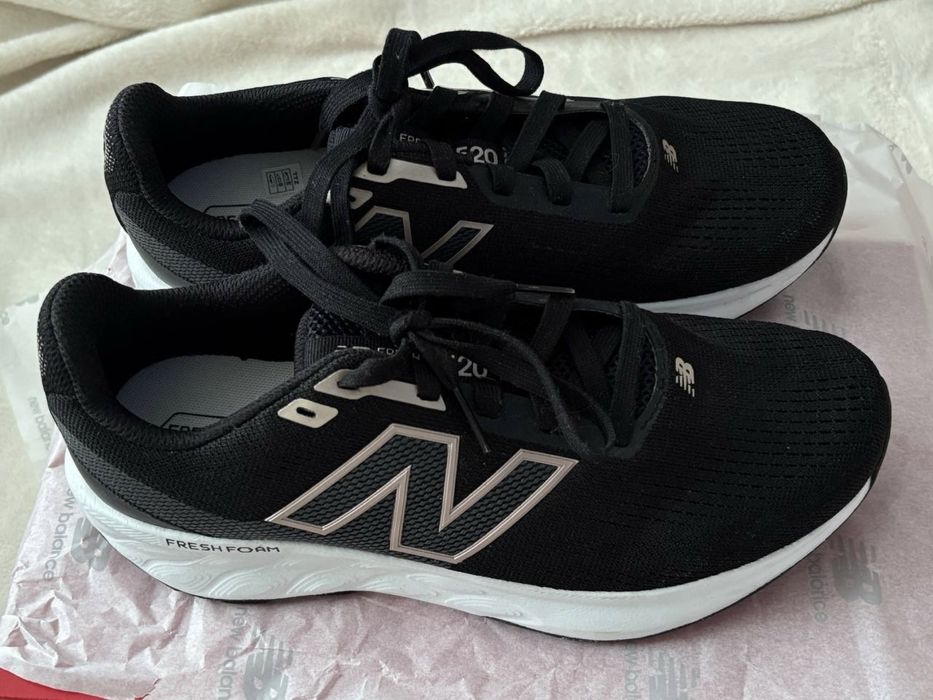Спортни маратонки New Balance 520 Fresh Foam с оригиналната кутия.