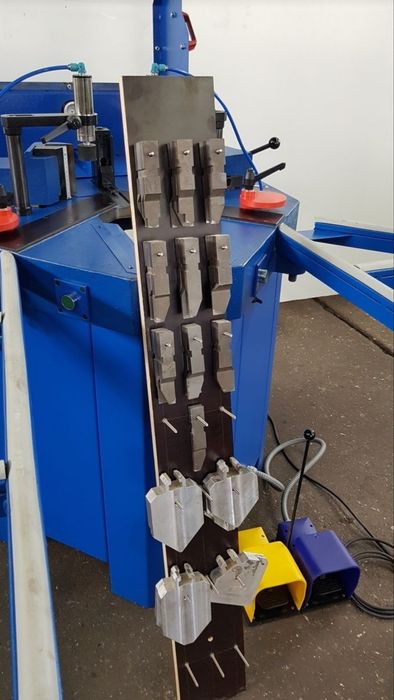 Автоматична ъглонабивна машина Schuco - Германия за дограма