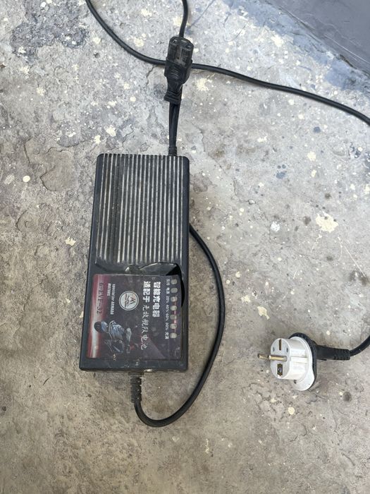 Elektro skuter zaratchik  sifatlisi 72 v 20 amper
