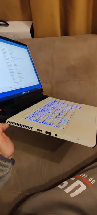 Laptop gaming Alienware M15 R2