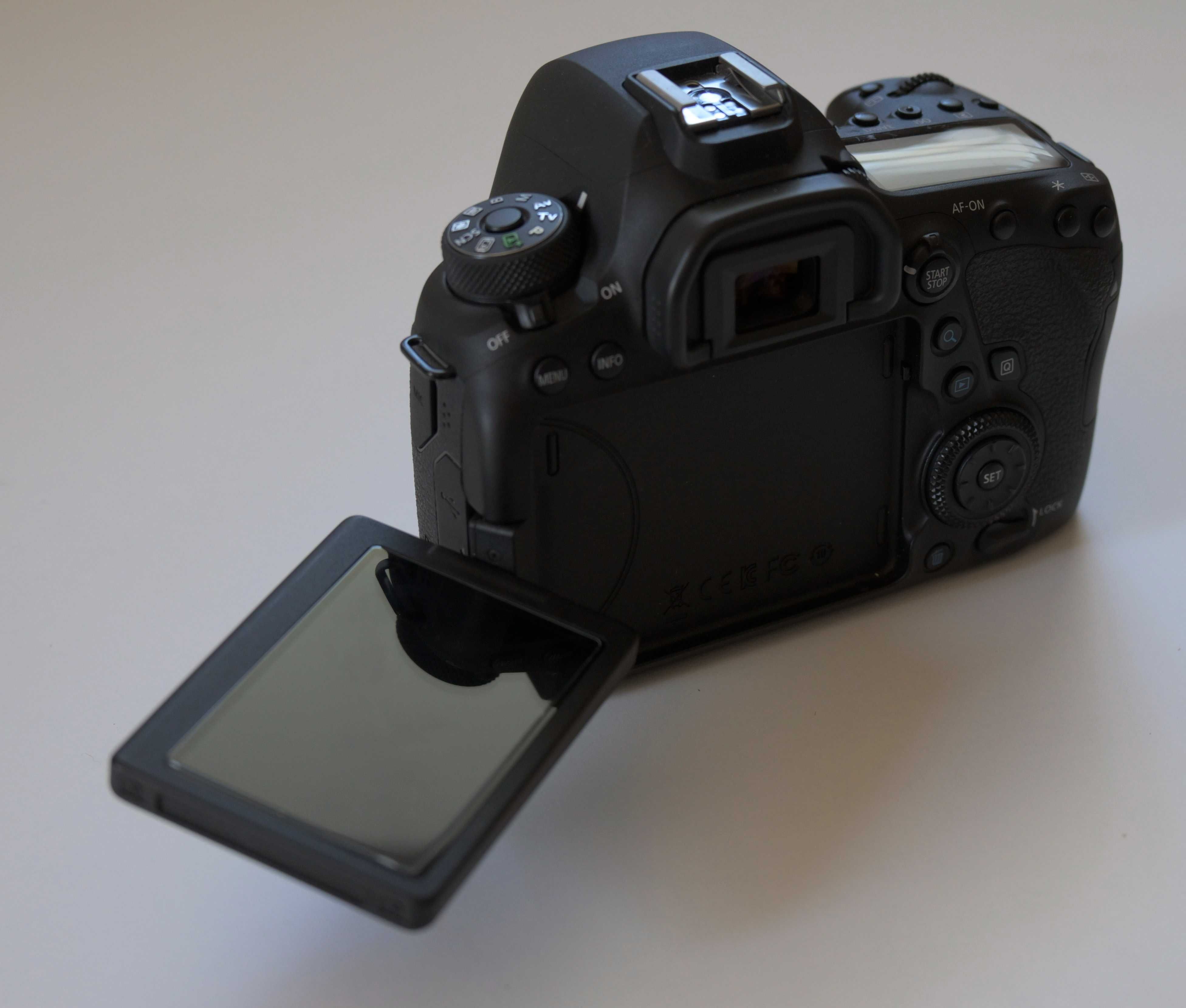 Aparat foto Canon 6D Mark II – 26.2 MP