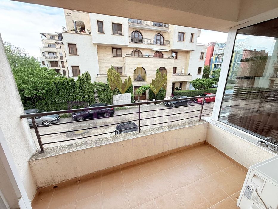 3-стаен в Бургас, област-к.к.Слънчев бряг площ 102 цена 93000