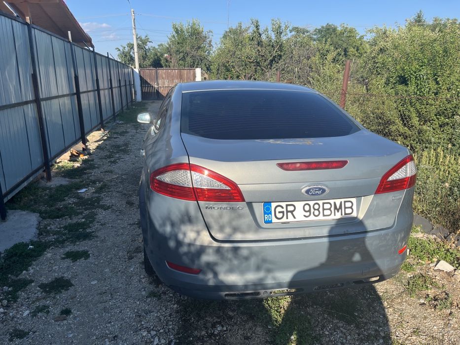 Vând Ford Mondeo MK4 2008 2.0 diesel 140 de cai