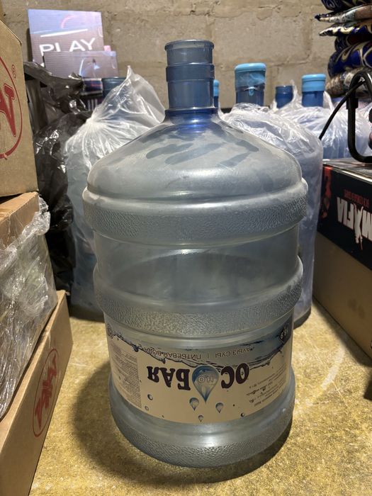 Продам 20л бутылки