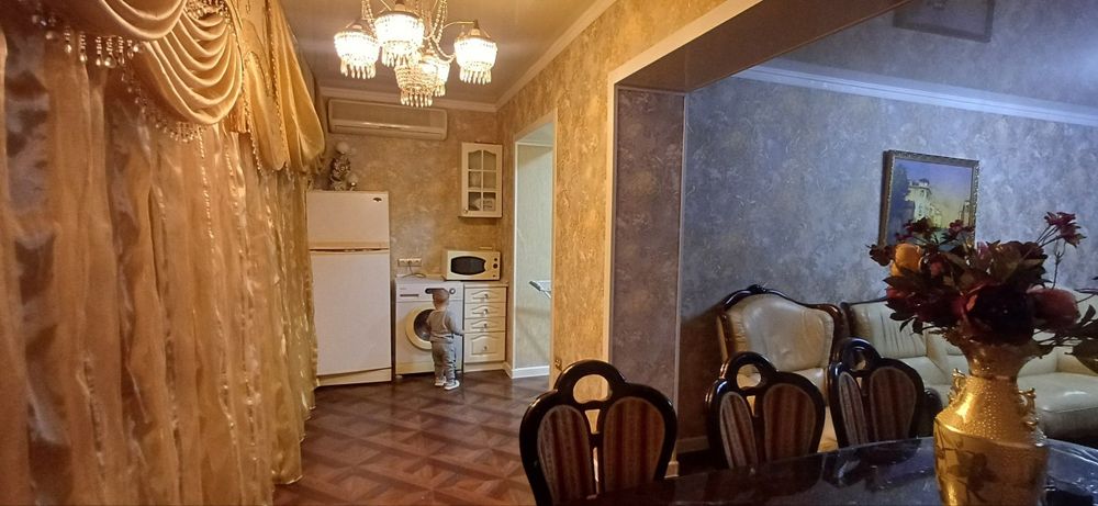 Аренда метро Максима горького БИЙ 3х комнатная