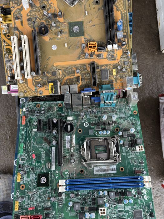 Placi electronice pentru reciclare