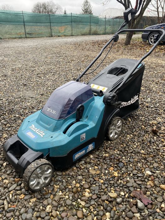 Vand sau schimb aparat tuns iarba makita baterie