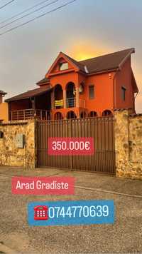 Vând casă super mobilată și utilată prețul este de 350000 euro