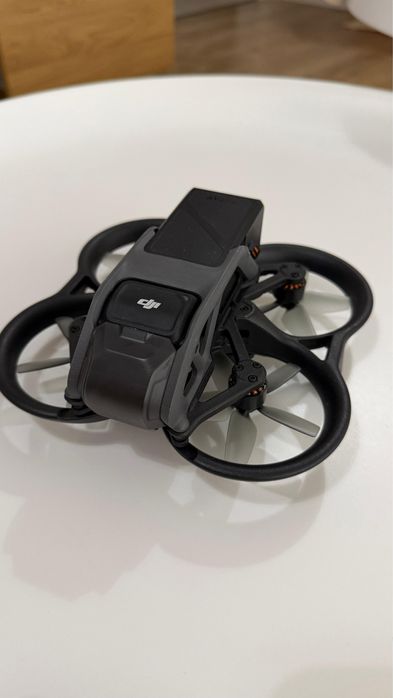 DJI Avata 1 + Goggles Integra + Motion Controller – pachet complet