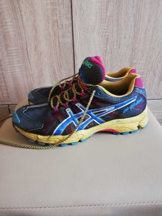 Asics Gel - Fuji Attack, номер 40