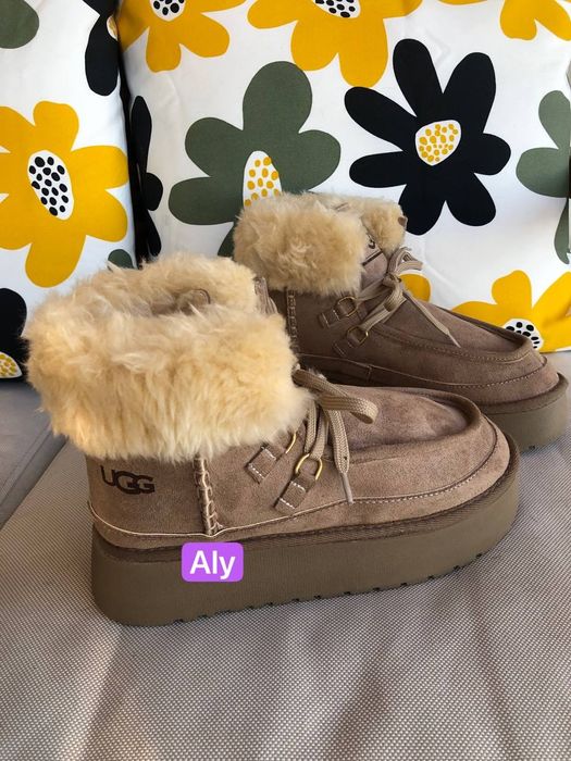 Ugg uri dama imblanite