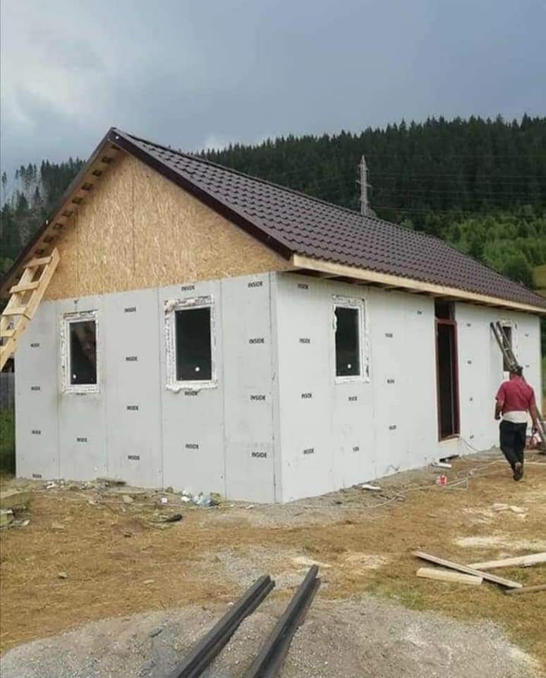 Vand container tip  casă de locuit orice lungime 10x7