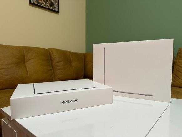 НОВИ лаптопи Apple MacBook Air 2025 15-inch, M4 chip, 16GB RAM, 256GB