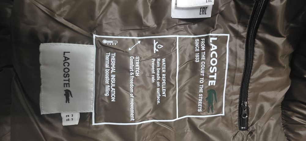 Geaca de bărbați  superba de toamnă  ușoară..Culoare  superbă