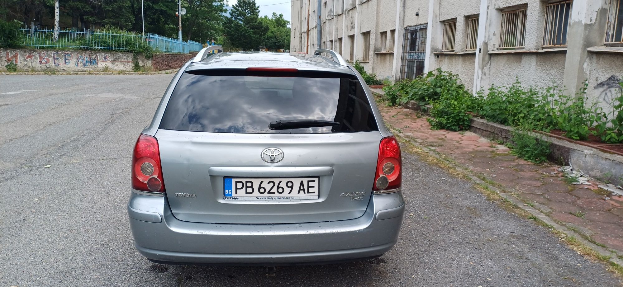 Тойота Авенсис 2008