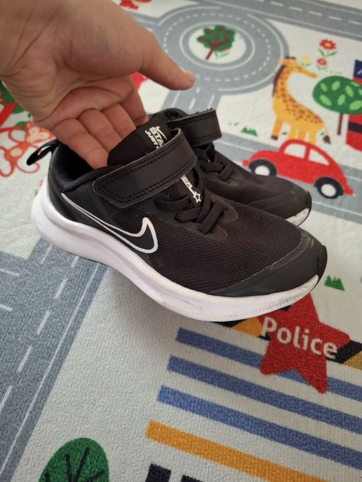 Оригинални маратонки nike